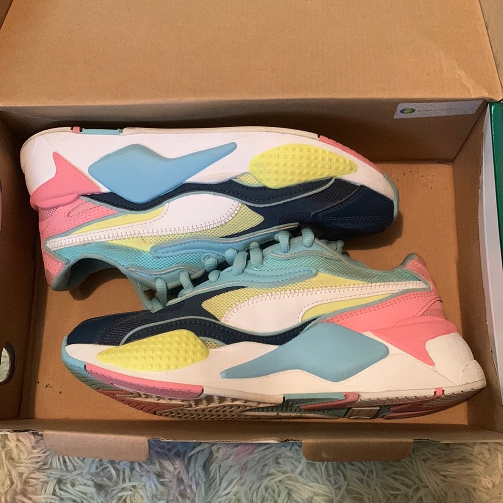 RS-X3 Tailored JR Pumas; lightly worn, good condition. size 4.5y